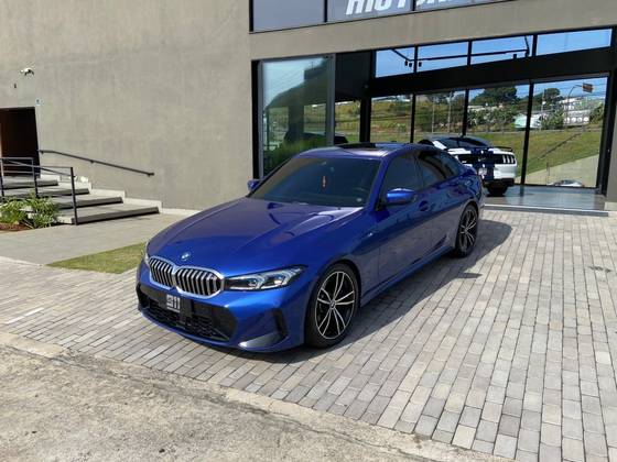 BMW 320i 2.0 16V TURBO FLEX M SPORT AUTOMÁTICO BMW 320i 2.0 16V TURBO FLEX M SPORT AUTOMÁTICO